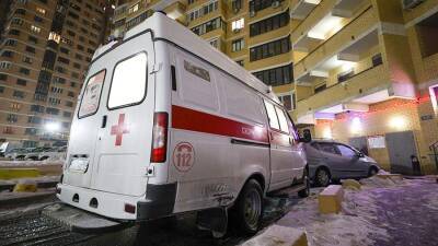 Школьница выжила после падения с 22-го этажа в Москве