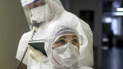 В России за сутки выявили 121 228 случаев коронавируса