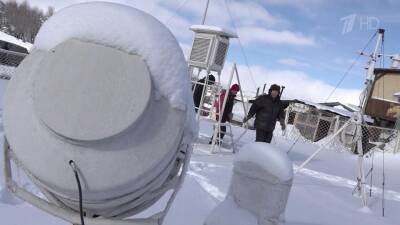 Три поколения Озеровых круглосуточно несут метеорологическую службу на вершине Ай-Петри