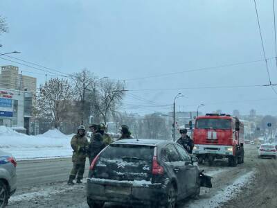 Две машины столкнулись на проспекте Гагарина в Нижнем Новгороде