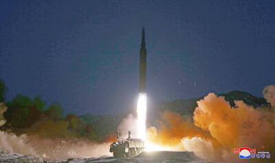 КНДР испытала мощную сверхзвуковую ракету