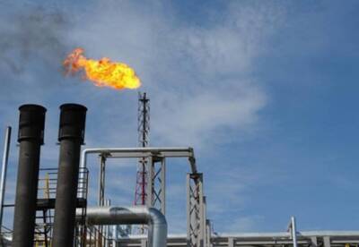 Сколько будут стоить газ и нефть в 2022 году: НБУ ухудшил прогноз