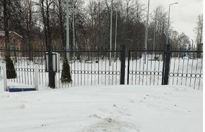 Пресс-служба судов Петербурга опубликовала пост-квест: из-за снега «судье, секретарю, прокурору не пройти, конвою не проехать»