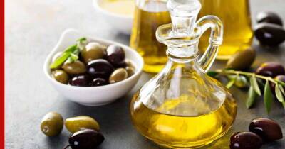От высокого холестерина, для сердца и долголетия: названа польза оливкового масла
