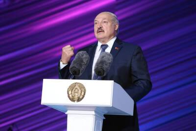 Лукашенко выразил соболезнования семье Леонида Куравлева