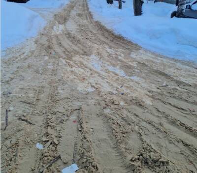 Глава Коми и мэр Сыктывкара проверили качество уборки дворов от снега