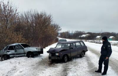 На Луганщине произошло ДТП с пострадавшими: не разминулись два ВАЗа