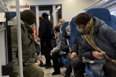 Пассажиры электрички между Москвой и Тверью устроили потасовку