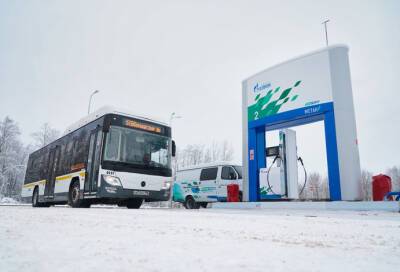 Из-за снегопада в Петербурге изменили автобусные маршруты