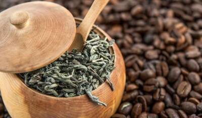 Как кофе и чай влияют на память людей в возрасте, объяснил диетолог