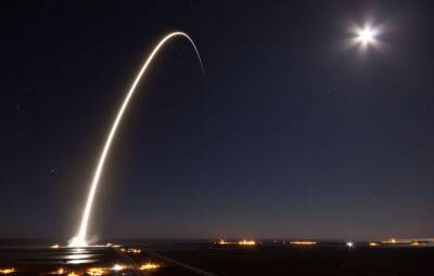 Минобороны ОАЭ объявило о перехвате баллистической ракеты