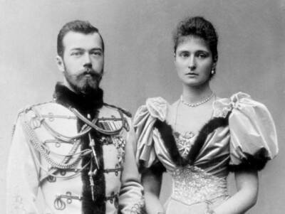 Подлинность останков Романовых подтвердили по волосам императрицы
