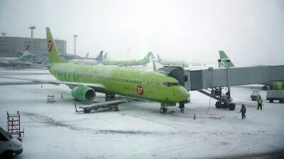 Рейс компании S7 Новосибирск — Москва остановили при взлете