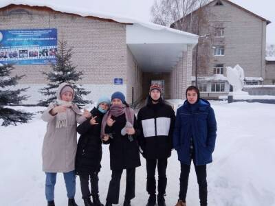 Егор Морозов - В Кунгуре студенты провели акцию на самое быстрое селфи - iskra-kungur.ru - Пермь