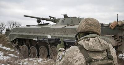 Глава ЛНР: Киев стягивает в Донбасс тяжелое вооружение