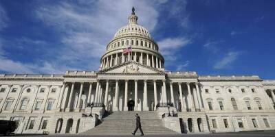 "Авансом": в сенате США допустили ввод санкций против России за "не вторжение" на Украину