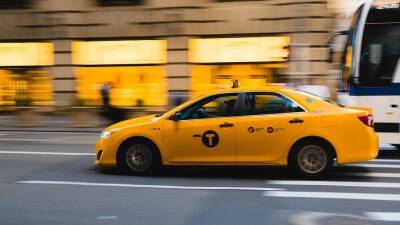 У нижегородцев есть возможность воспользоваться такси бесплатно
