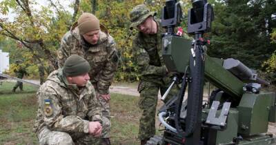 Канада переместила украинский контингент своих военных в западную часть страны