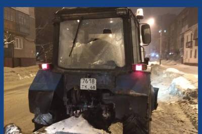 В Тамбове обстреляли снегоуборочную машину