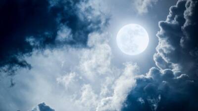 Берегите силы: какие опасности всем знакам зодиака уготовили 29-е лунные сутки