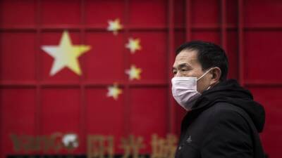 Пекин сообщил о всплеске новых случаев заражения коронавирусом