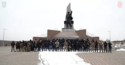 Будем воевать: одесские активисты заявили о готовности защищать город (видео)