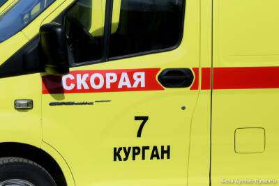 В Кургане автобус врезался в автокран - kikonline.ru
