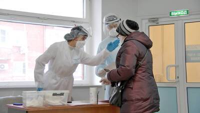 Поликлиники Москвы справились с потоком пациентов из-за "омикрона"