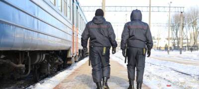 Четверо пассажиров остались в Карелии после пьяных посиделок в поездах