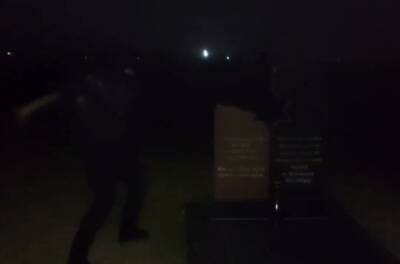 В сети появилось видео, как в Лисичанске рушили мемориал жертвам Холокоста