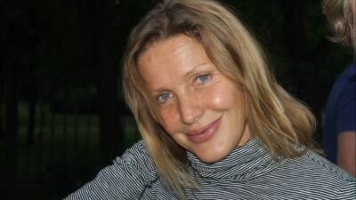 Перенесшую инсульт актрису Елену Проклову выписали из больницы