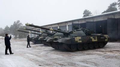 Глава ЛНР сообщил о стягивании Киевом тяжелого вооружения в Донбасс