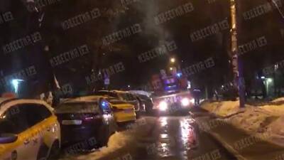 Три человека погибли при пожаре на юге Москвы