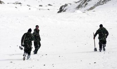 Пять человек погибли в Афганистане при сходе лавины