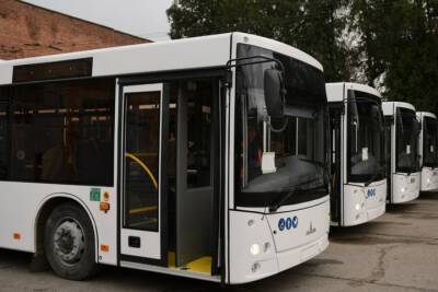 В Краснодар доставили 12 новых автобусов