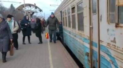 Киевлян предупредили об отмене электричек: названы рейсы и причина изменений в графике