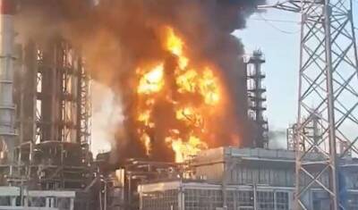 Крупный пожар на Антипинском НПЗ в Тюмени удалось потушить - newizv.ru - Тюмень - Антипинск