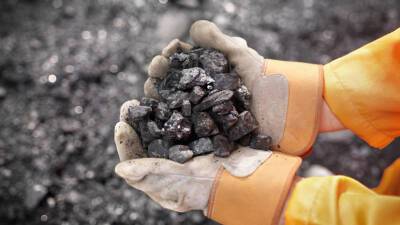 Польские горняки заблокировали вывоз угля из шахт в знак протеста - russian - Япония - Польша
