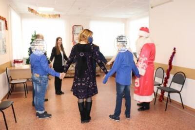 В Иванове малолетних правонарушителей поздравили с новогодними праздниками