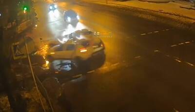 Видео момента жуткой автокатастрофы на набережной в Днепре: приехала полиция и медики - dnepr.politeka.net - Украина