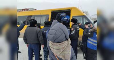 Казахстан охопили масові акції протесту, почалися затримання: що відбувається