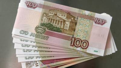 Специалист в области финансов Минчичова рассказала о налоге для вкладчиков в 2022 году