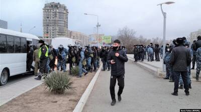 В Казахстане массовые протесты: люди митингуют третий день