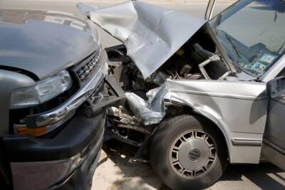 Два автомобиля столкнулись «лоб в лоб» на трассе «Кола» в Мурманской области
