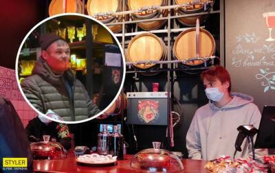 В Мариуполе любитель Путина набросился на девушку-бармена из-за украинского языка (видео) - agrimpasa.com - Украина - Мариуполь