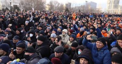 Протестующие в Казахстане добились частичного снижения цены на газ (фото)
