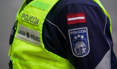 Полиция Латвии как рецидивист: штраф платит, а на путь исправления не становится