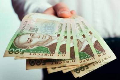 «Рука помощи» в 97500 гривен: Кто может получить и не возвращать денежную помощь от государства?