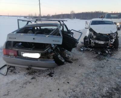 В Башкирии в столкновении Datsun on-DO и ВАЗ-2114 погибла женщина