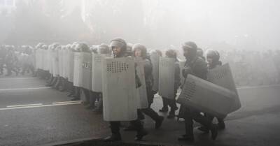 Протесты в Казахстане: митингующие захватили мэрию Алма-Аты, в городе слышны выстрелы
